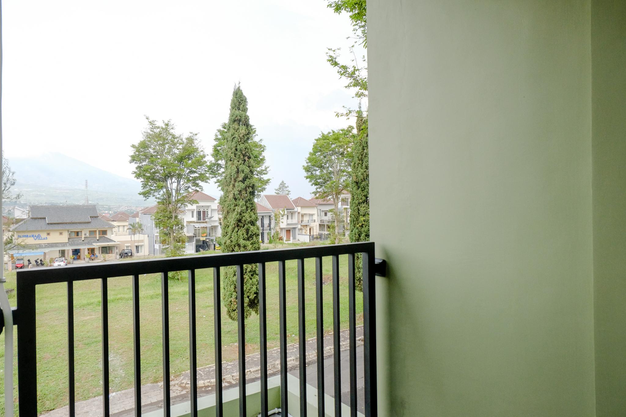 Panorama Inn Residence Batu Mitra Reddoorz Екстер'єр фото