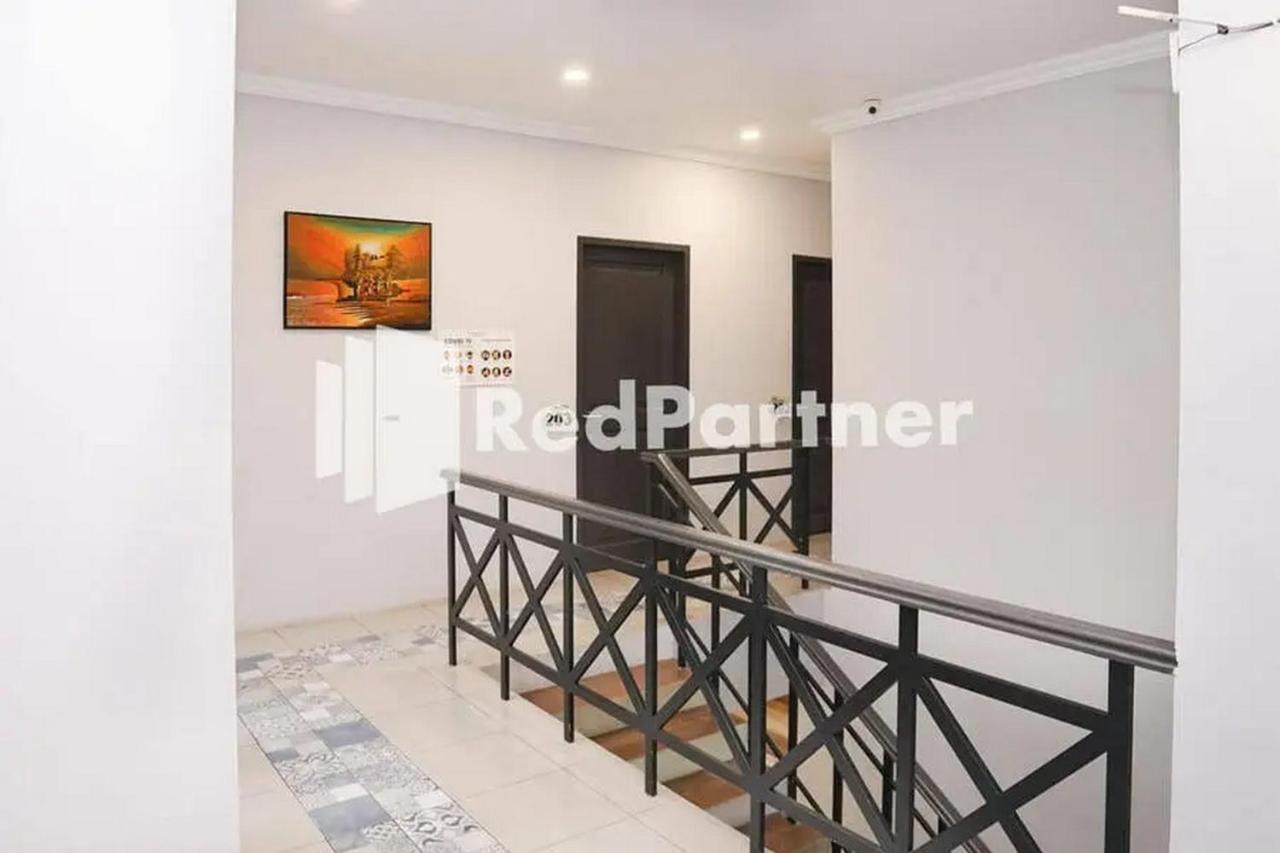 Panorama Inn Residence Batu Mitra Reddoorz Екстер'єр фото