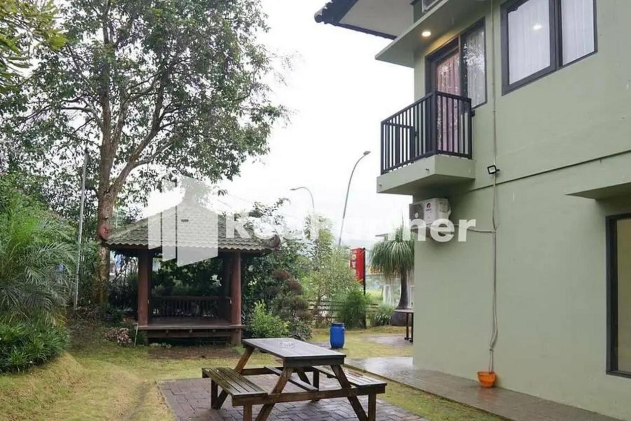 Panorama Inn Residence Batu Mitra Reddoorz Екстер'єр фото