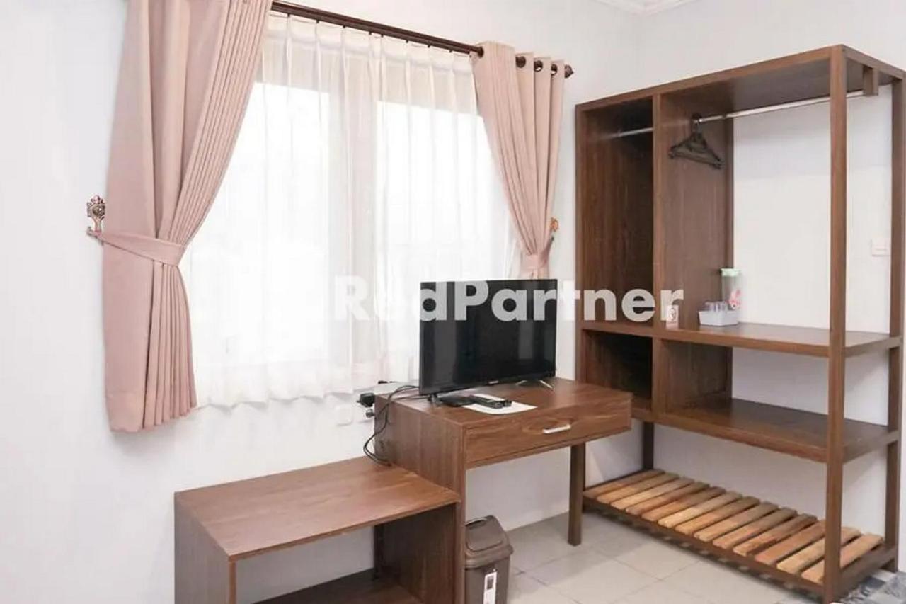Panorama Inn Residence Batu Mitra Reddoorz Екстер'єр фото